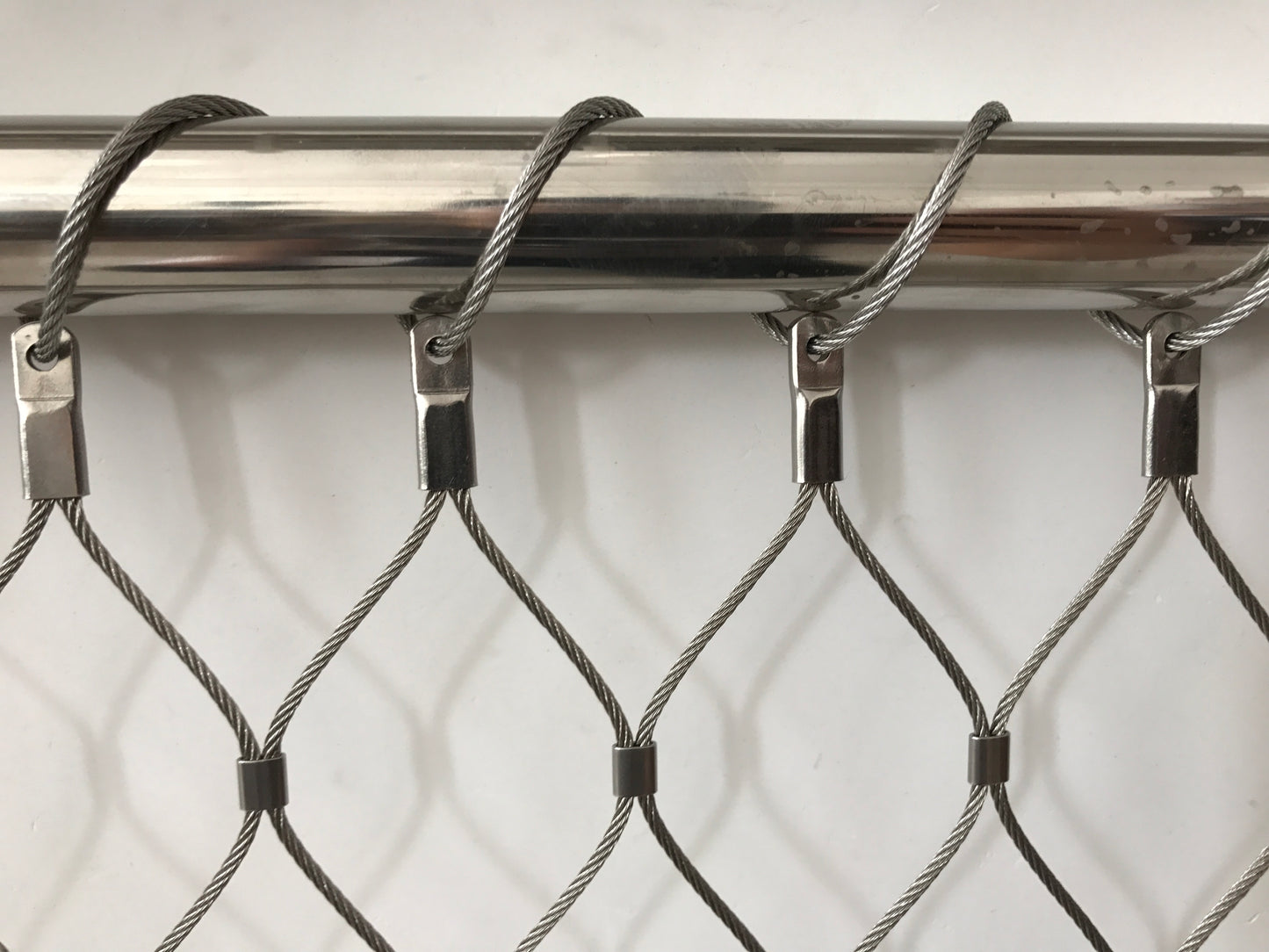 304 Stainless Steel Woven Wire Screen Mesh, Flexible Wire Mesh, Safety Net, Animal Poultry Cage Net, (Wire Diameter 1.5mm with 12m Winding Wire & 6 Buckles), Color (Silver)