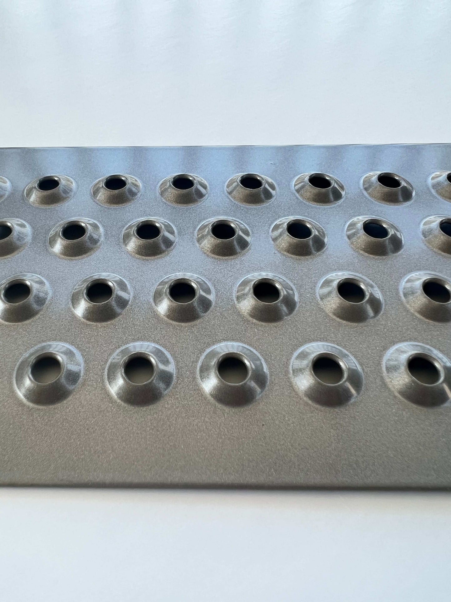 Aluminum Grip Stair Cover Treads - Pearl Mouse Gray, Includes Stainless Steel 1" Screws - 4" x 32"